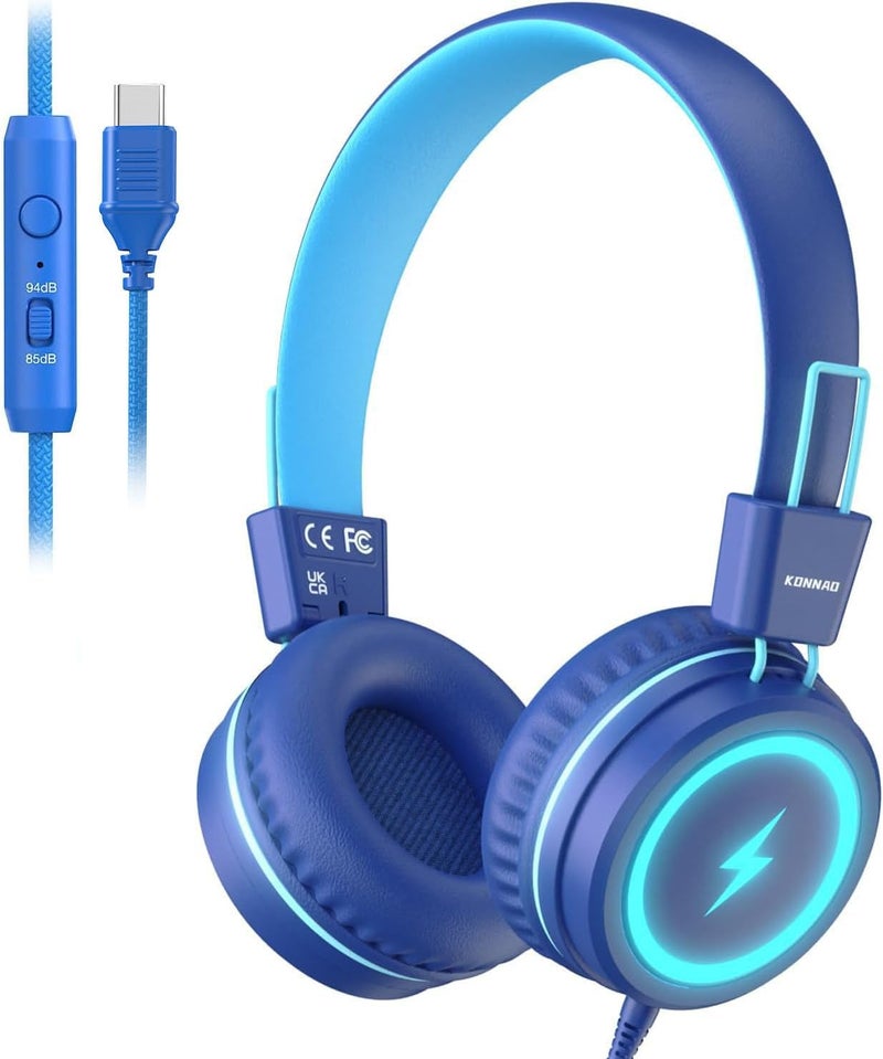سماعات رأس للأطفال للمدرسة، سماعات رأس للأطفال من نوع USB Type C مع أضواء LED، سماعات رأس سلكية للأولاد والبنات مع محدد أمان 85dB/95dB، سماعات رأس قابلة للطي توضع على الأذن مع ميكروفونات للمدرسة/iPad - Image 1
