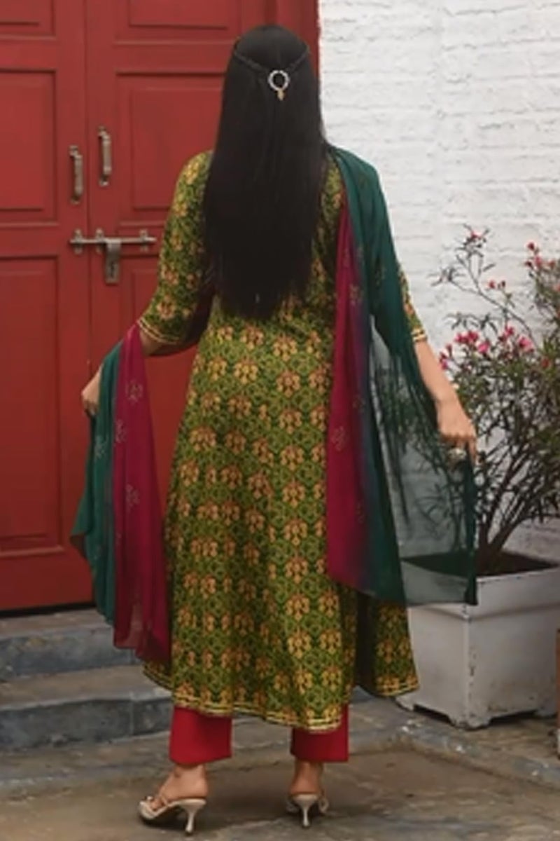 Rajnandini Women's Pure Cambric Cotton Embroidered Kurta Set with Dupatta (JOPLSE213-S_Green & Red_S) - Image 3