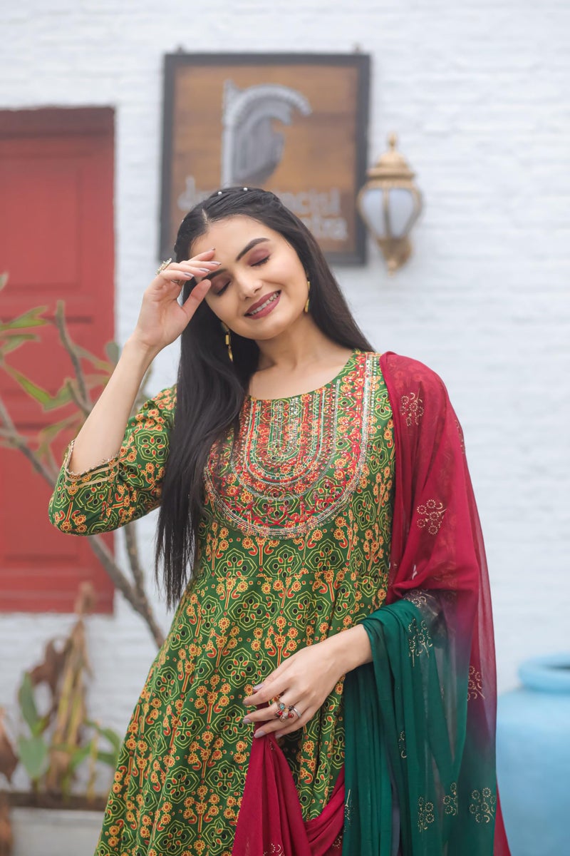 Rajnandini Women's Pure Cambric Cotton Embroidered Kurta Set with Dupatta (JOPLSE213-S_Green & Red_S) - Image 5