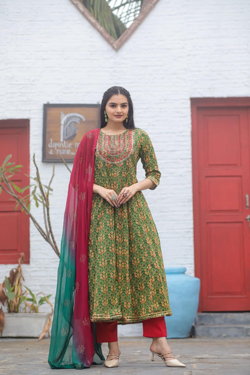 Rajnandini Women's Pure Cambric Cotton Embroidered Kurta Set with Dupatta (JOPLSE213-S_Green & Red_S) - Image 2