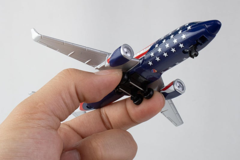 Daron Toy Airplane â€“ Southwest Freedom One Livery â€“ Die-Cast Metal Model Airplane with Plastic Parts, Officially Licensed Collectible Toy for Kids Ages 3+ - Image 2