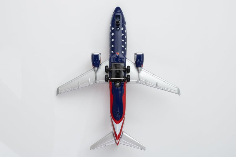 Daron Toy Airplane â€“ Southwest Freedom One Livery â€“ Die-Cast Metal Model Airplane with Plastic Parts, Officially Licensed Collectible Toy for Kids Ages 3+ - Image 3