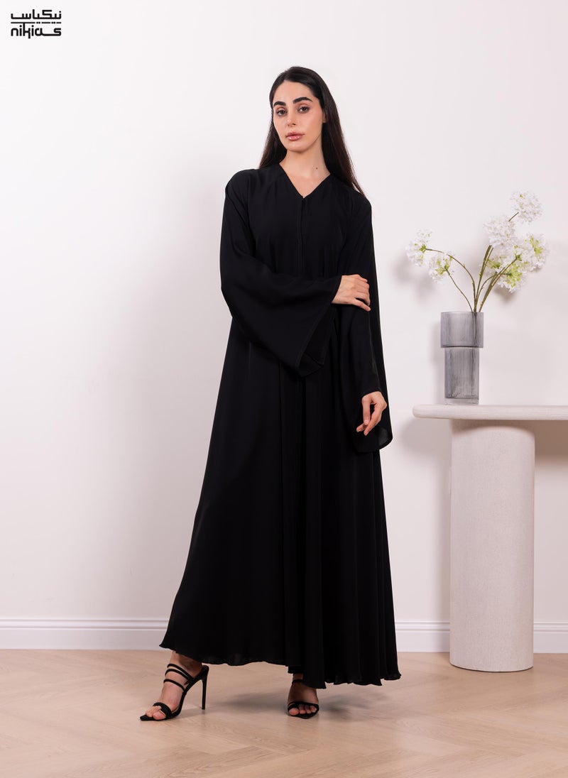 Nikias Classic plain Nida fabric abaya with full front button closure - Image 2
