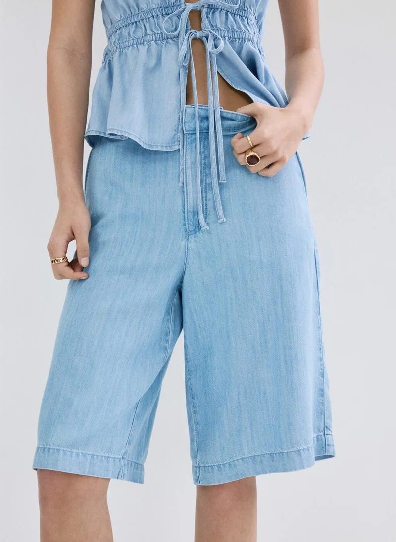 مانجو Straight Low-Rise Denim Bermuda Shorts