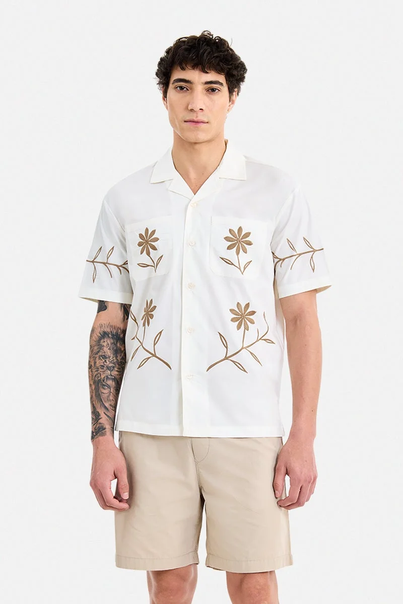 سنيتش Off White Floral Half Sleeve Boxy Shirt