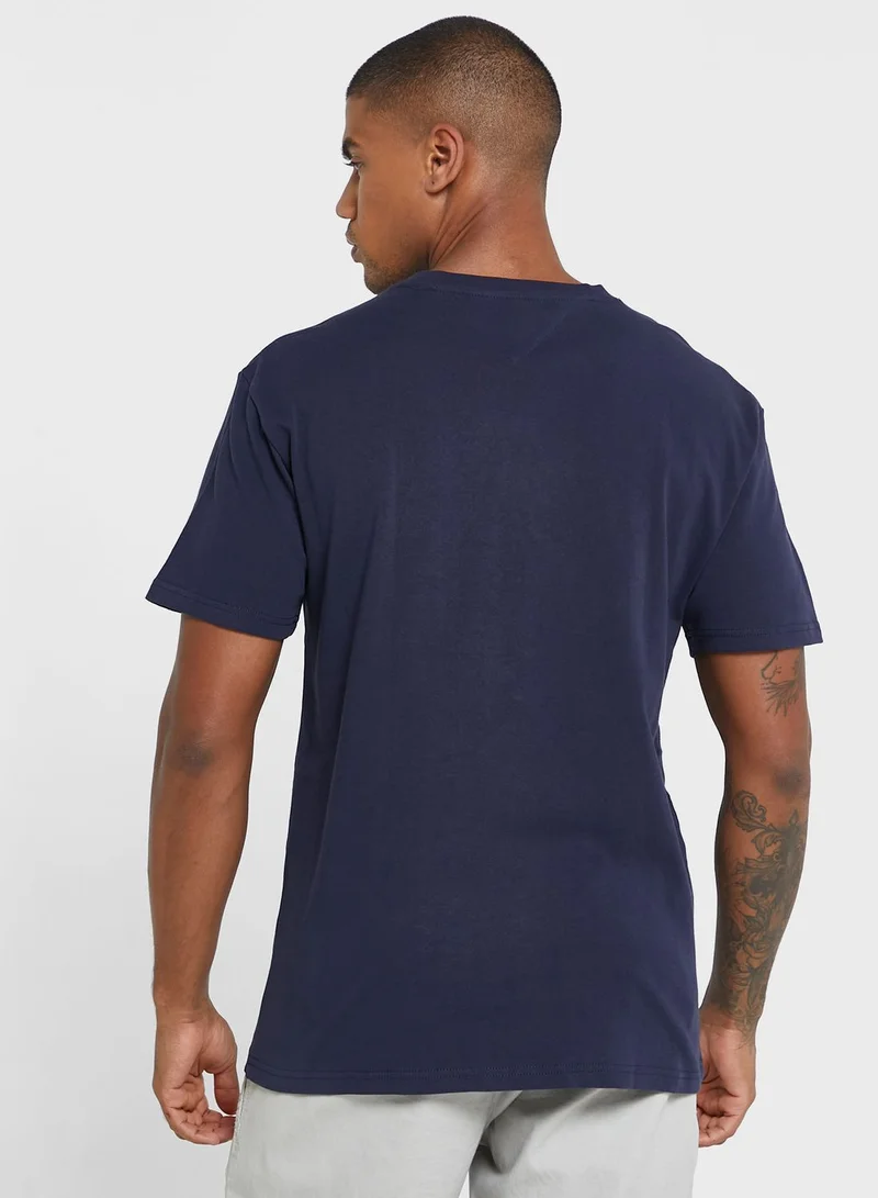 TOMMY JEANS Logo Crew Neck T-Shirt
