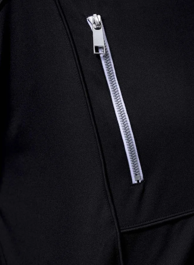 شركة المرآب الهندية Men Boxy Fit Solid Half Sleeves Cutaway Collar Street Wear Shirt