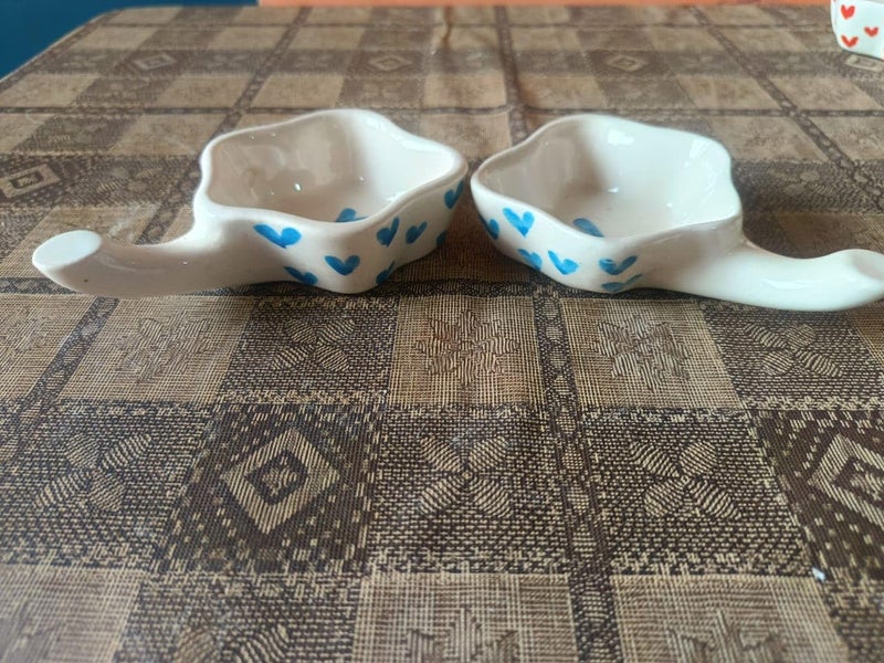 MALAIKAH Ceramic Sky Bue Heart Handpainted Floral Shape Chutney Bowls for Serving Dip Bowls (80 ML, Dishwasher Safe) Ketchup Bowl | Sauce Bowl | Chutney Bowl |for Kitchen Dining Table Bowl Set of 2 - Image 1