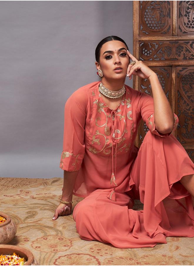 SASSAFRAS - طقم بلوزة مطرزة برباط حول الرقبة وبلوزة - Image 1