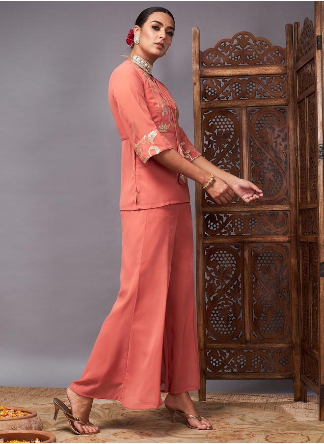 SASSAFRAS - طقم بلوزة مطرزة برباط حول الرقبة وبلوزة - Image 1