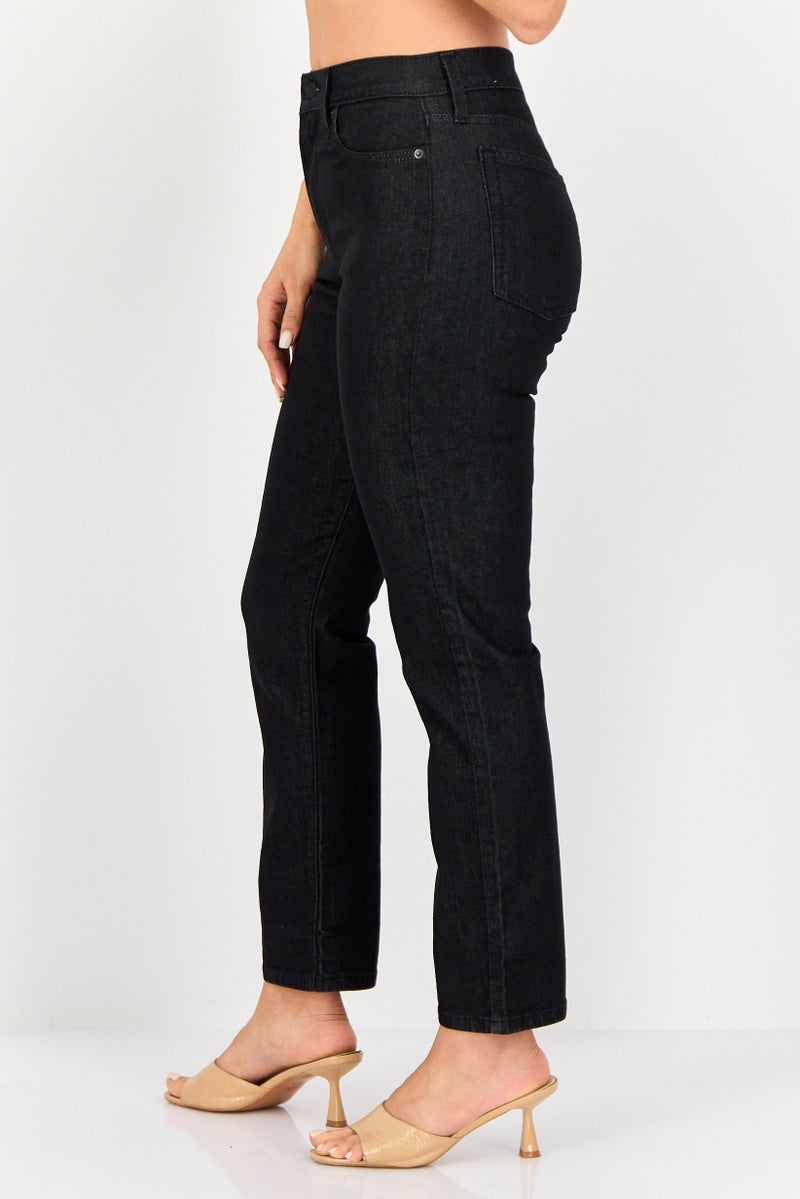 Levi's جينز نسائي مستقيم مناسب قابل للتمدد، أسود - Image 4