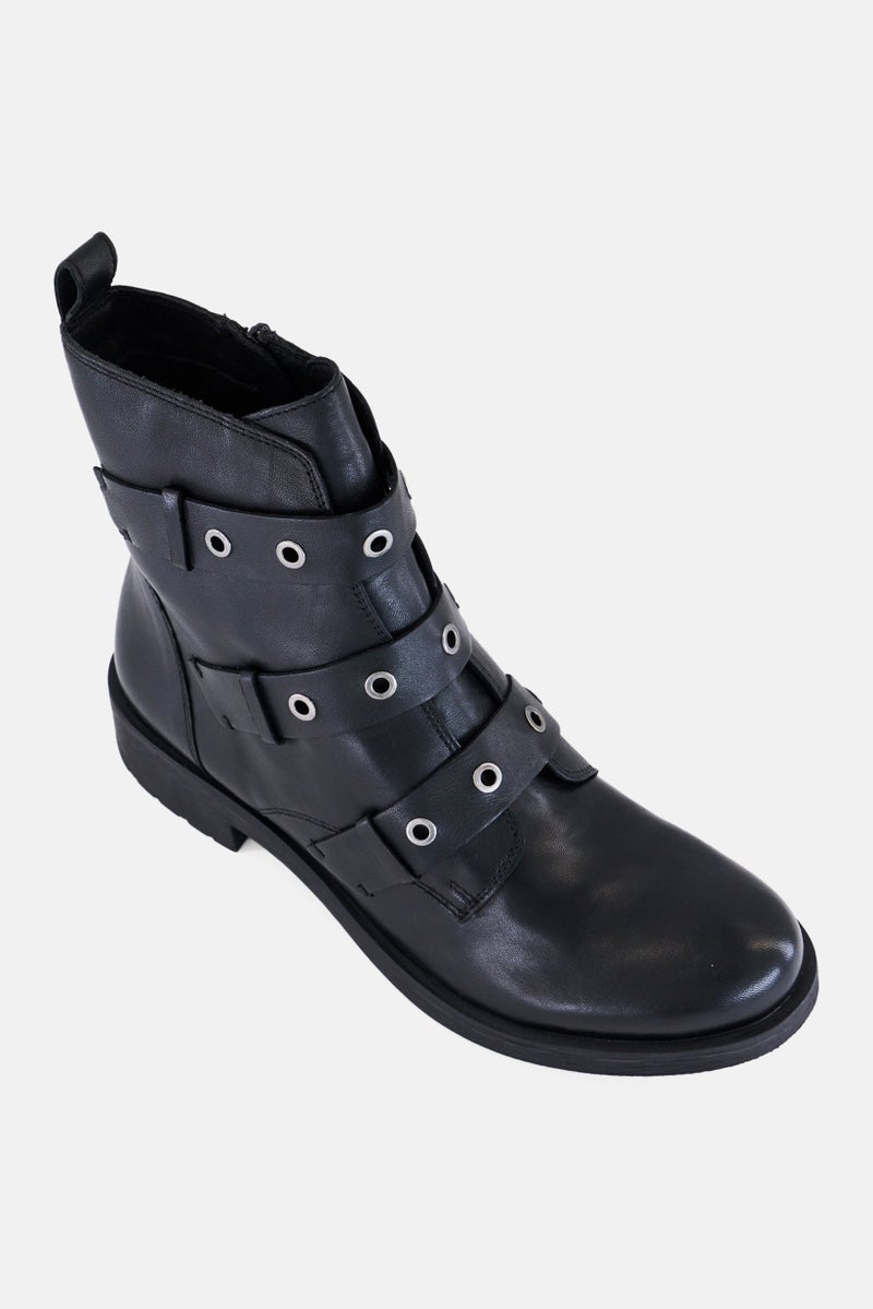 GEOX Women Zipper Up Ankle Boots, Black - Image 1