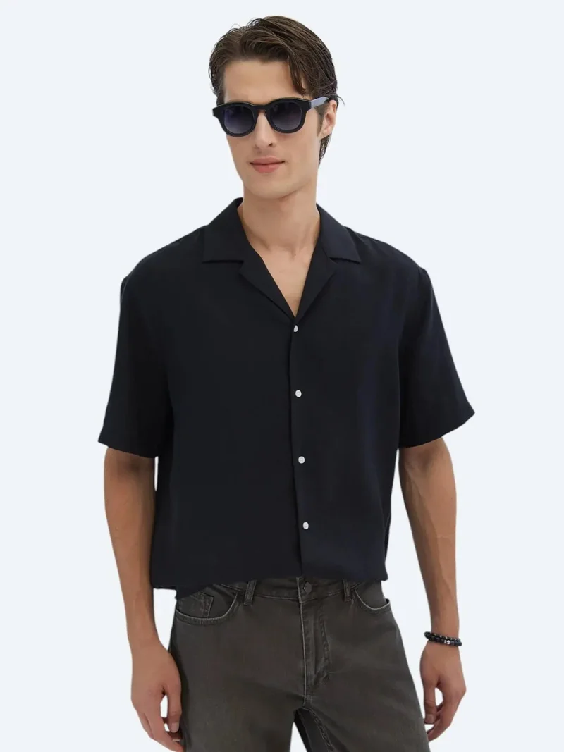 Kip Black Plain Oversize Fit Weaving Casual Shirt