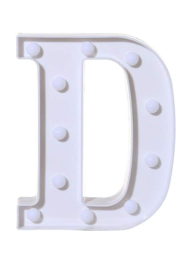 لافتة بلاستيكية مضيئة على شكل حرف "D" مزودة بإضاءة LED، مناسبة لحفلات الزفاف وأعياد الميلاد والديكور المنزلي، تعمل بالبطارية، بيضاء 22 سم - Image 3