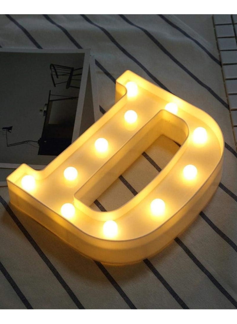 لافتة بلاستيكية مضيئة على شكل حرف "D" مزودة بإضاءة LED، مناسبة لحفلات الزفاف وأعياد الميلاد والديكور المنزلي، تعمل بالبطارية، بيضاء 22 سم - Image 2