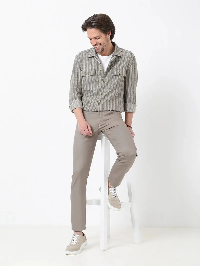 Kip Khaki Weaving Regular Fit Casual Cotton Blended Trousers