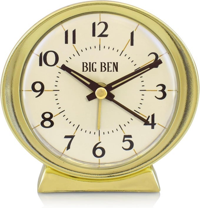 BIG BEN CLASSIC BATTERY OPERATED ALARM CLOCK WITH LUMNIOUS HANDS