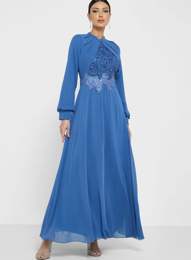 Khizana Embroidered Detail Dress
