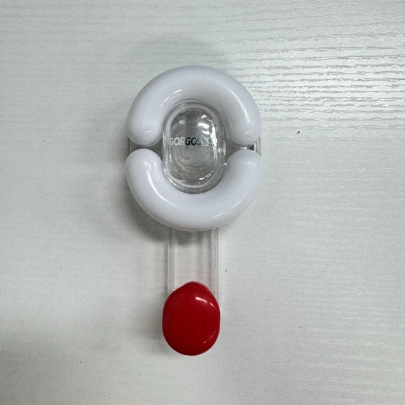 الخطافات البيضاء الفاخرة ذات الكؤوس الماصة للتركيب على الجدران دون حفر أو آثار للمناشف والروب - Image 1