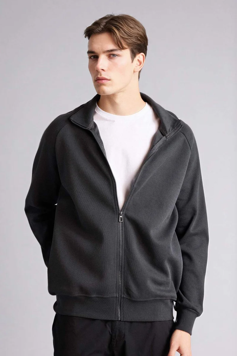 ديفاكتو Breathable Boxy Fit Zip-Up Sweatshirt