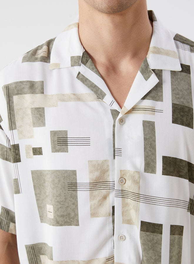 LC WAIKIKI Regular Fit Short Sleeve Patterned Men's Shirt  - Image 3