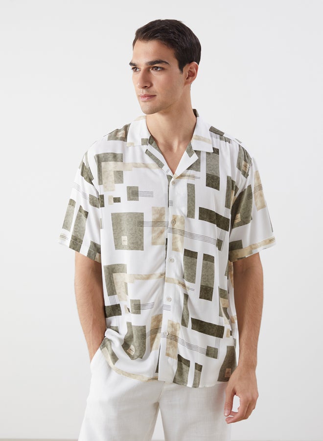 LC WAIKIKI Regular Fit Short Sleeve Patterned Men's Shirt  - Image 1