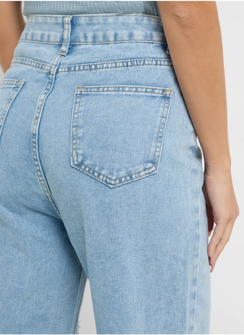 جينجر Distressed Straight Fit Jeans