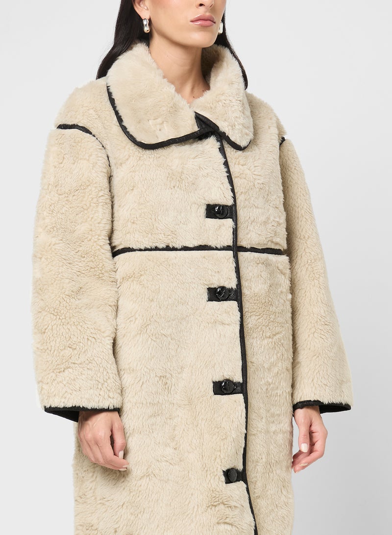 ايلا جاكيت طويل بفرو صناعي - Image 3