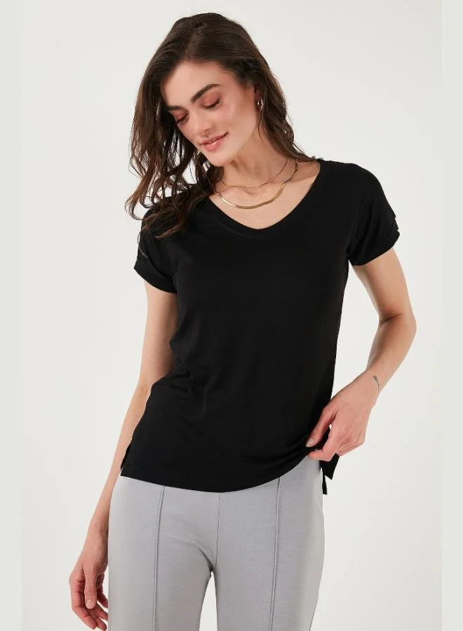 Lela Lela V-Neck Relaxed Fit Slit Detailed 2-Pack Blouse Women's BLOUSE 5862000S2