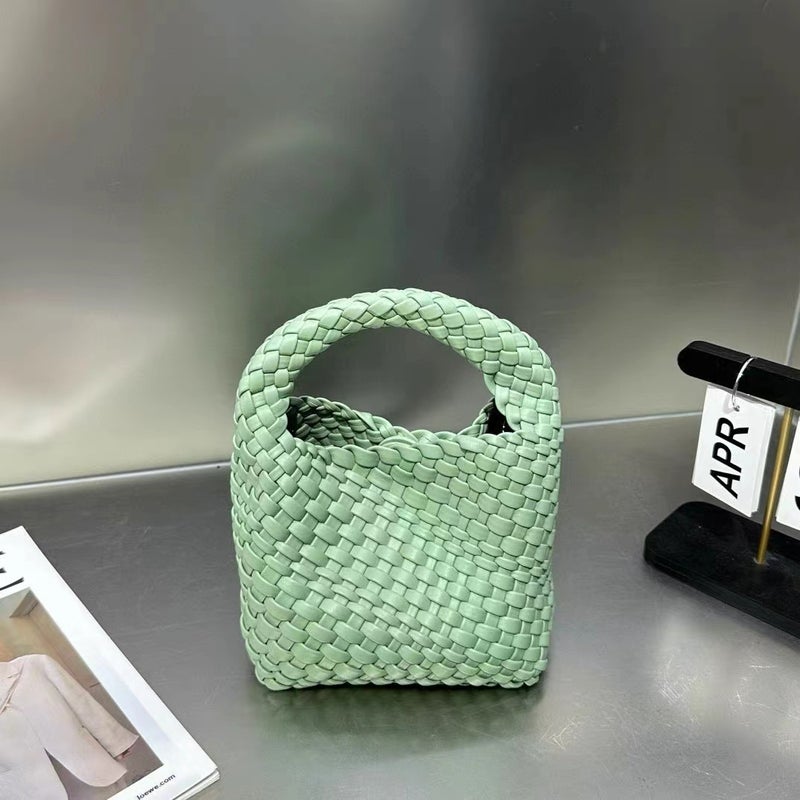 Niche Design Handmade Woven Bag Mini Chain Coin Purse 2024 Mobile Phone Bag Crossbody Bag - Image 1