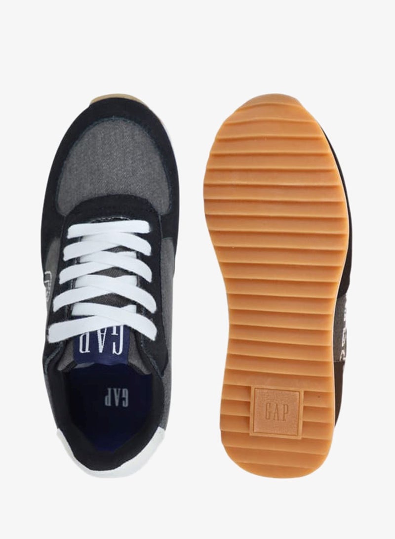 GAP Boys' Panelled Sneakers with Lace-Up Closure - Image 3