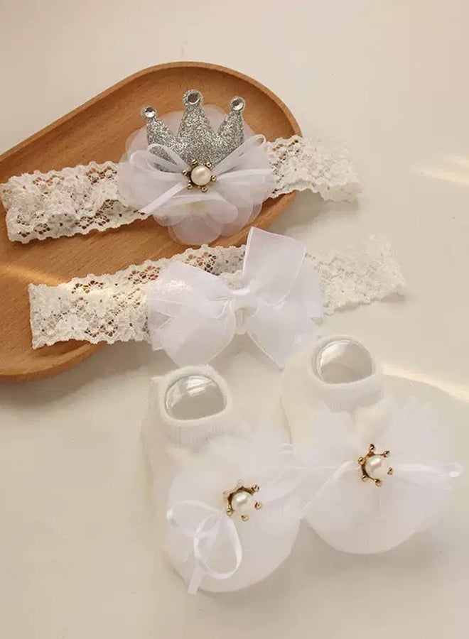 CSDONA Baby Girl Gift Set – Newborn Baby Girl Essentials with Soft Baby Socks & Cute White Headband – Perfect Baby Shower Gift White