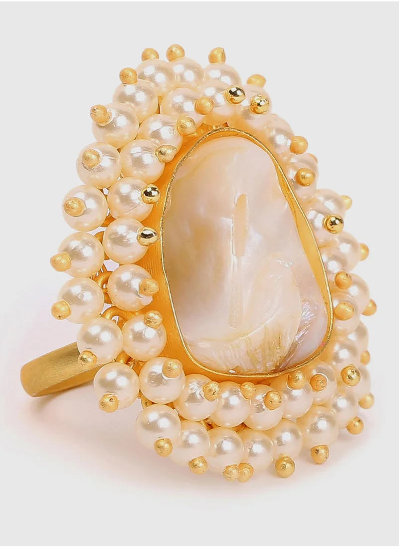 سوهي White Pearl Beaded Jadau Finger Ring