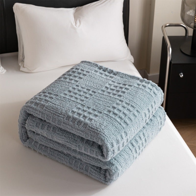 A Solid Color Waffle Jacquard Summer Quilt Blanket, Machine Washable, Suitable for Home, Office, Sofa And Camping, Pillow Not Included - Image 1