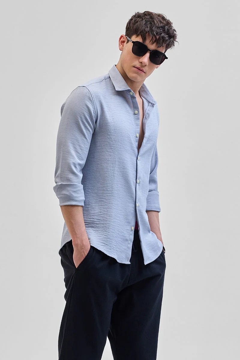 سنيتش قميص رمادي فاتح بنقوش