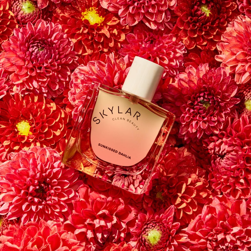 Skylar Sunkissed Dahlia Eau de Parfum - Hypoallergenic & Clean Perfume for Women & Men, Vegan & Safe for Sensitive Skin - Floral Perfume with Notes of Dahlia, Apple & Amber - 10mL /0.33 Fl oz - Image 4