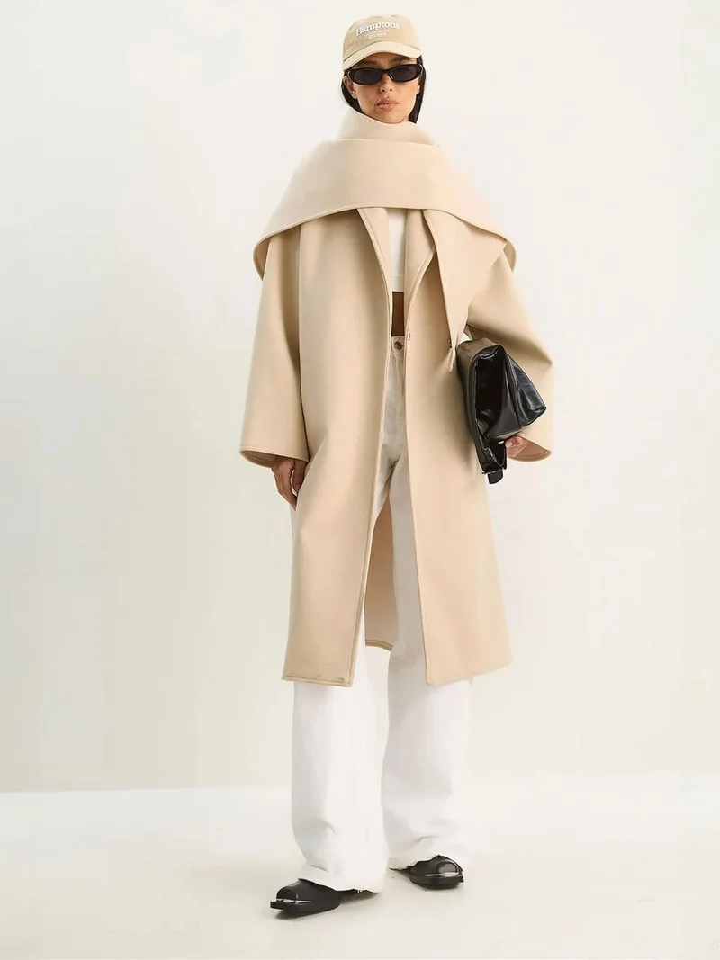 بيانكو لوتشي LUCCI Oversized Shawl Collar Buttoned Coat