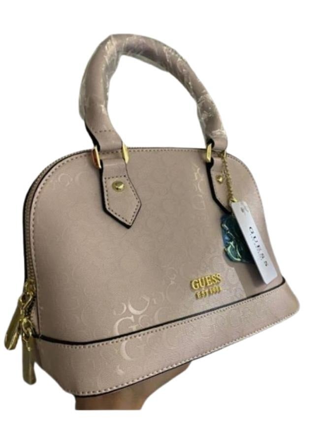 GUESS A distinctive Guess bag for women - Image 3