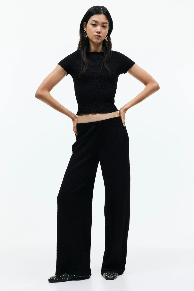 H&M Overlock-detail crinkled top