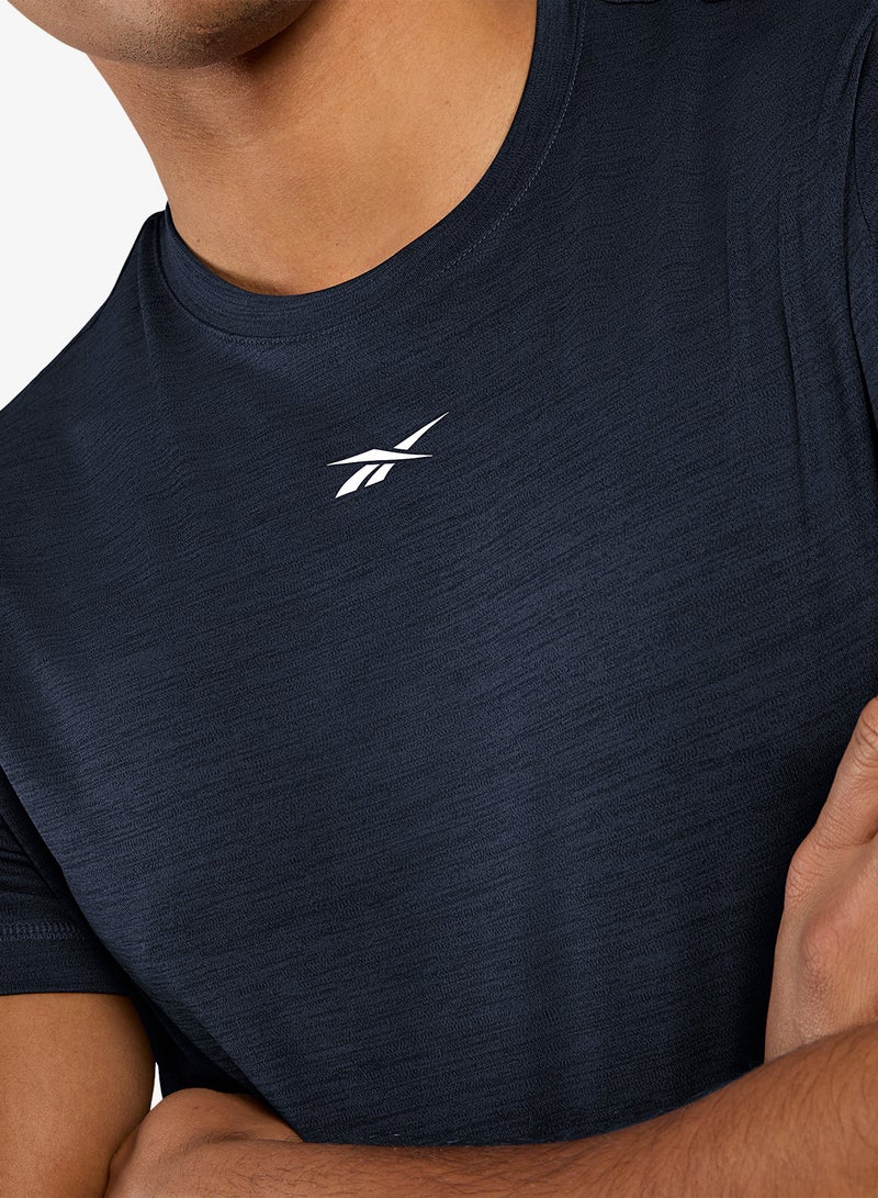 ريبوك تيشيرت تقني ميلانج آي دي ترين - Image 3