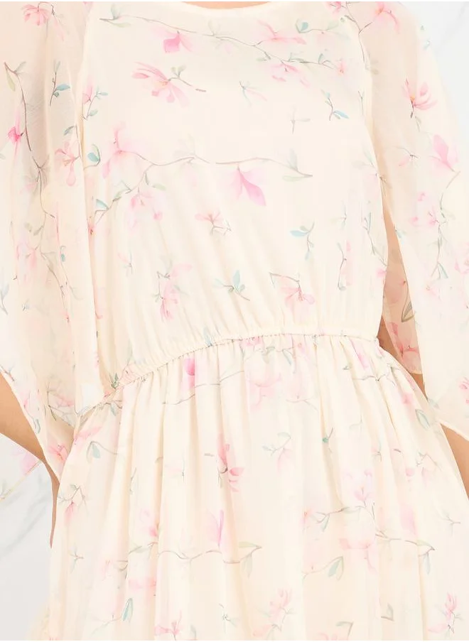 ستايلي Floral Print Cape Sleeves A-Line Maxi Dress