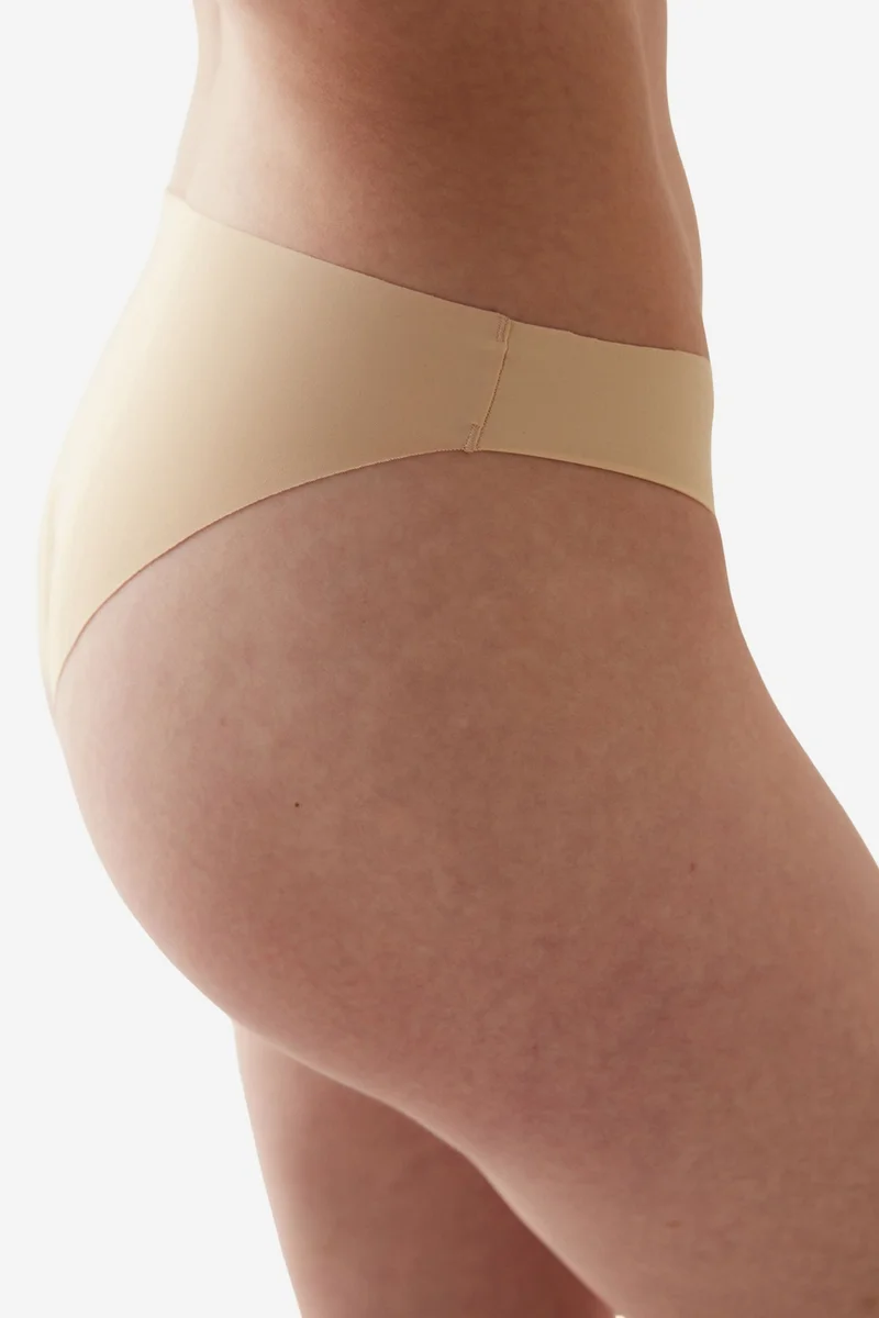 Penti PENTI No-Show Smooth Seamless Mid-Waist Laser Cut Slip Briefs