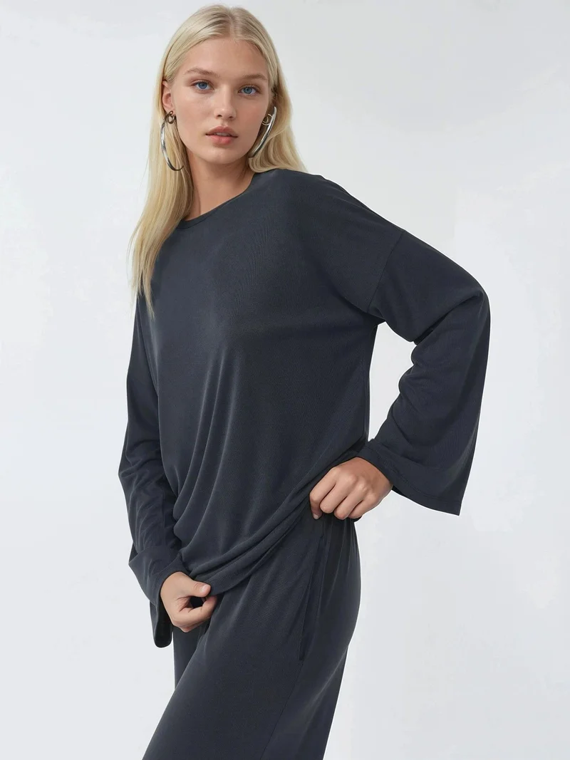 Busem BUSEM Relaxed Fit Crew Neck Long Sleeve Blouse