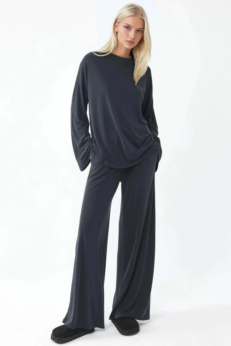 Busem BUSEM Relaxed Fit Crew Neck Long Sleeve Blouse