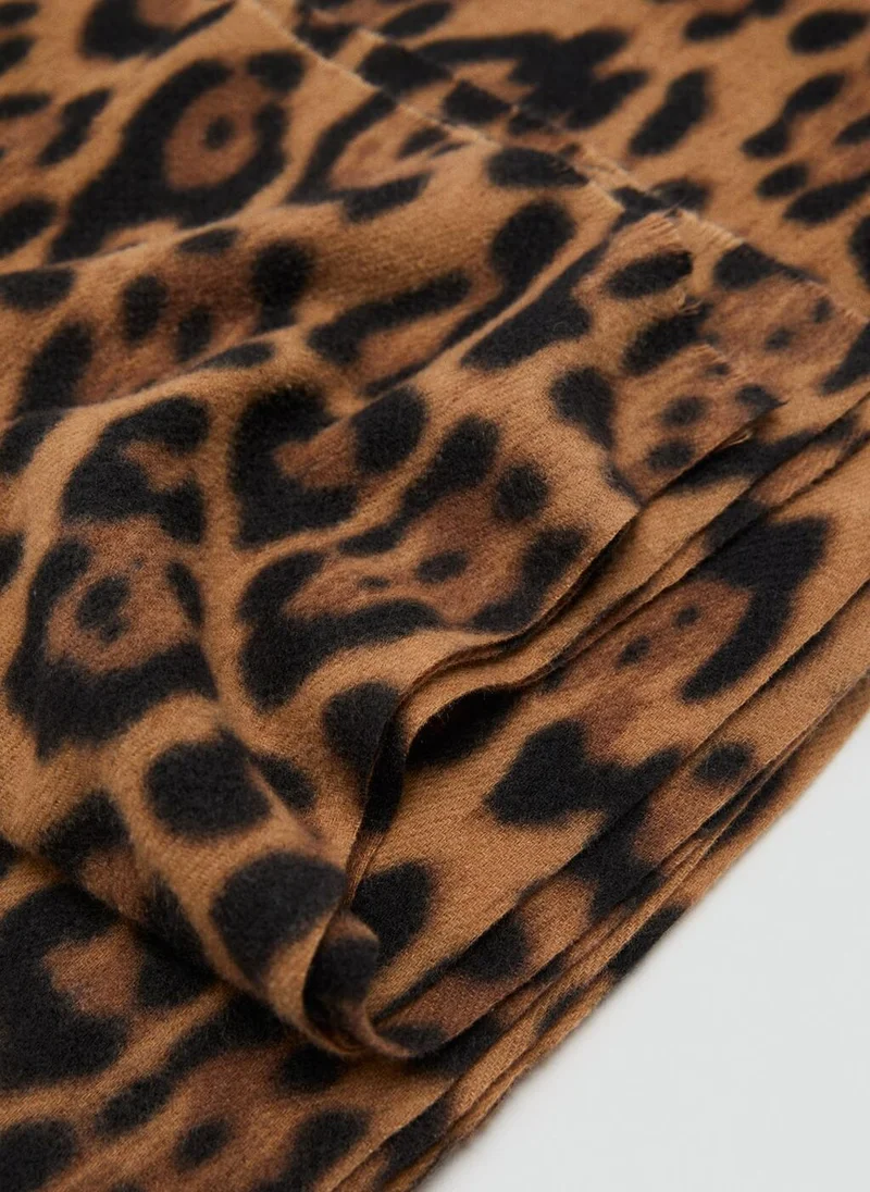 MANGO Leopard-print scarf