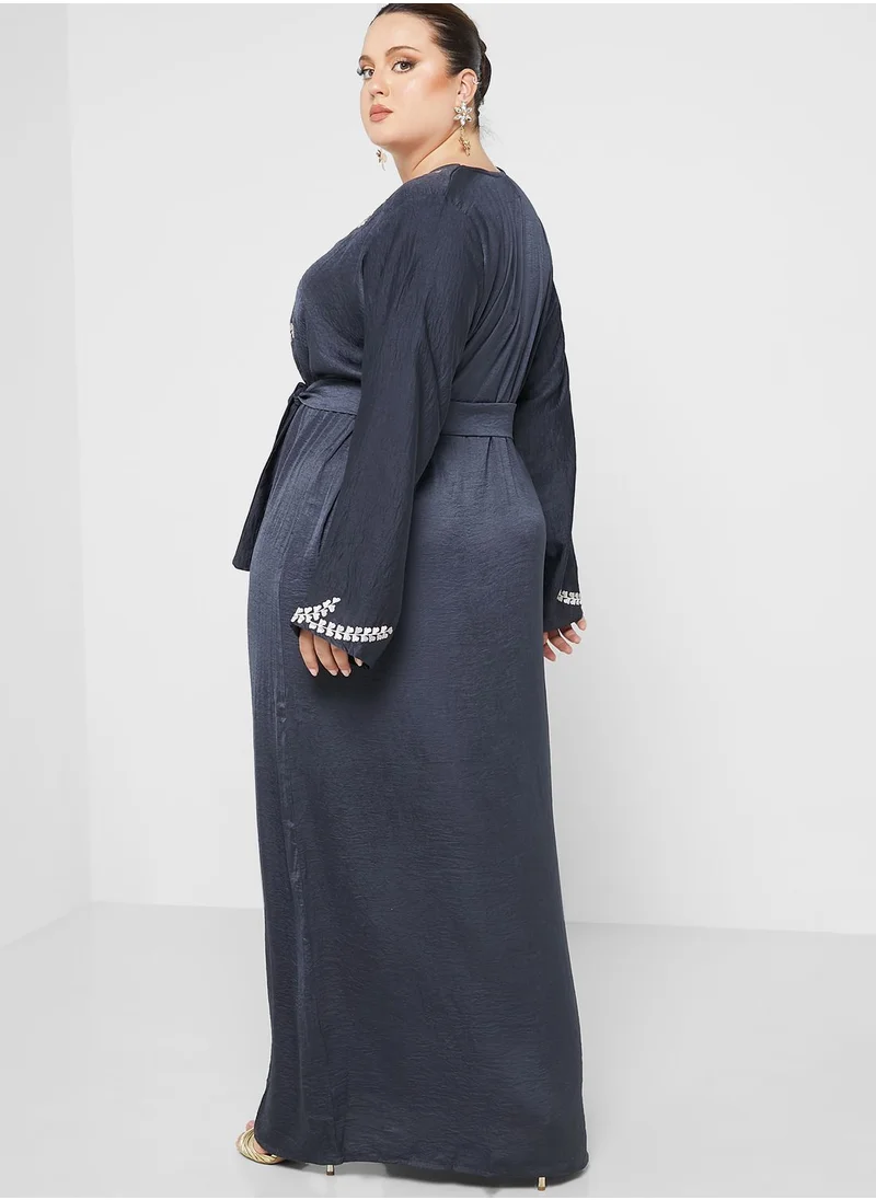 Hayas Closet Curve Embellished Belted Jalabiya