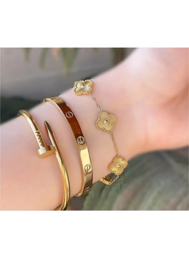 R&R A set of stainless steel bracelets and chains - Image 2