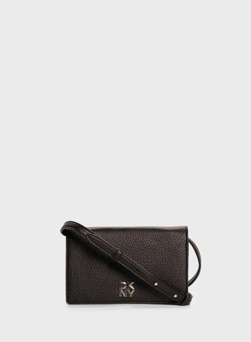 DKNY Logo Etta Wallet
