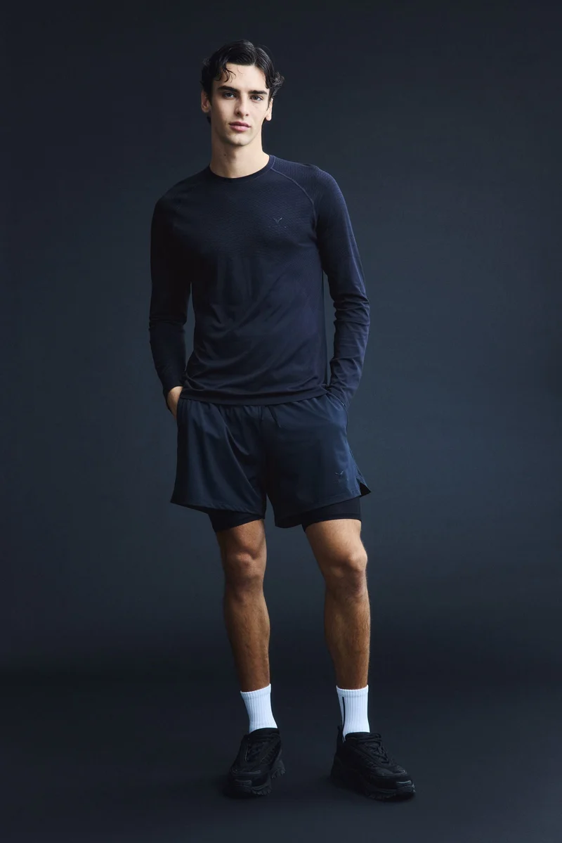 H&M Muscle Fit Sports top with DryMove™