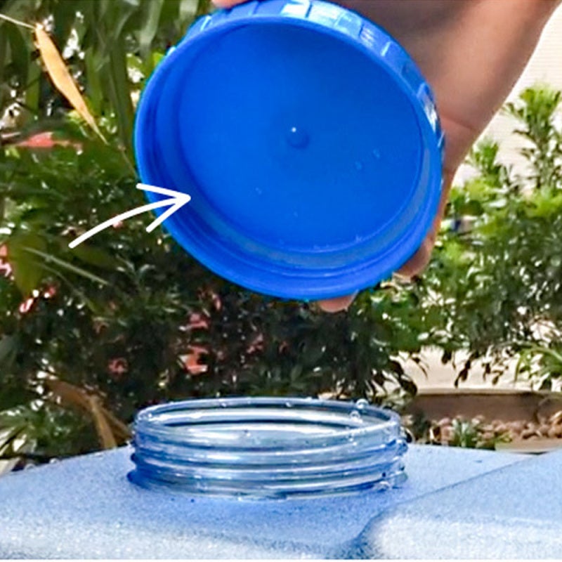 Camping Water Container 7.5L Thickened Anti-slip Durable Wall Camping Water Jug - Leak-proof Unique Faucet Design Camping Water Bucket for Camping Picnics Hiking Emergency Water Storage - Image 4